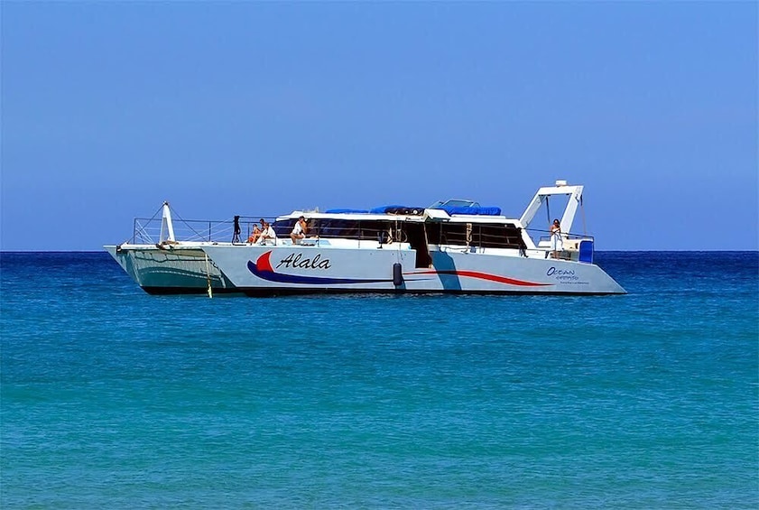 Snorkel Adventure Departing Kawaihae Harbor