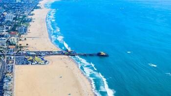Private Airplane Flight over Malibu & Santa Monica