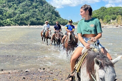 Paseos a caballo: degustación de tequila, barbacoa mexicana y margaritas