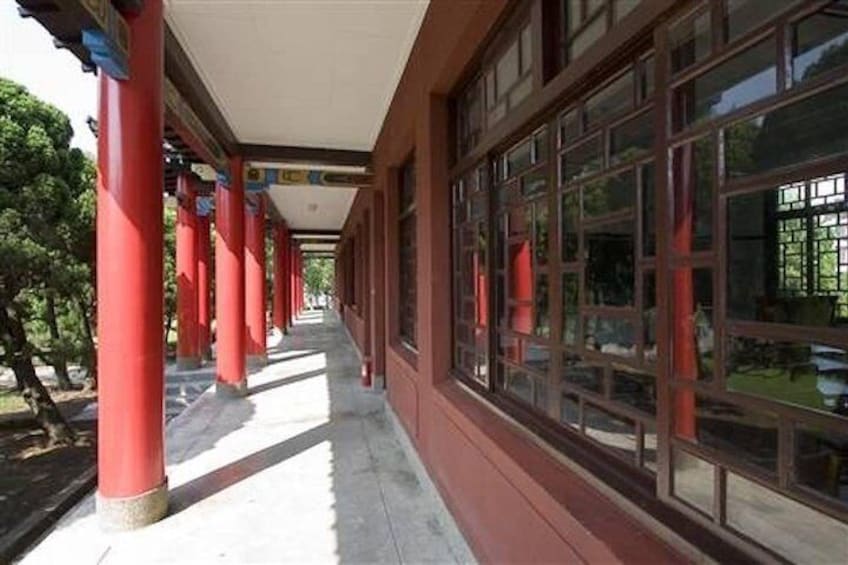 7hrs - Meteor Garden Sightseeing Tour in Taipei