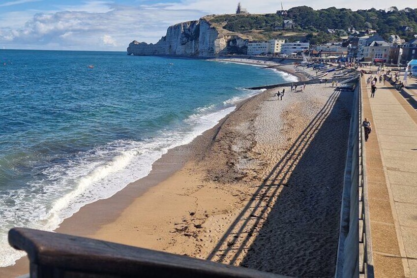Private Day in Étretat and Honfleur, Jewels of the Normandy Coast