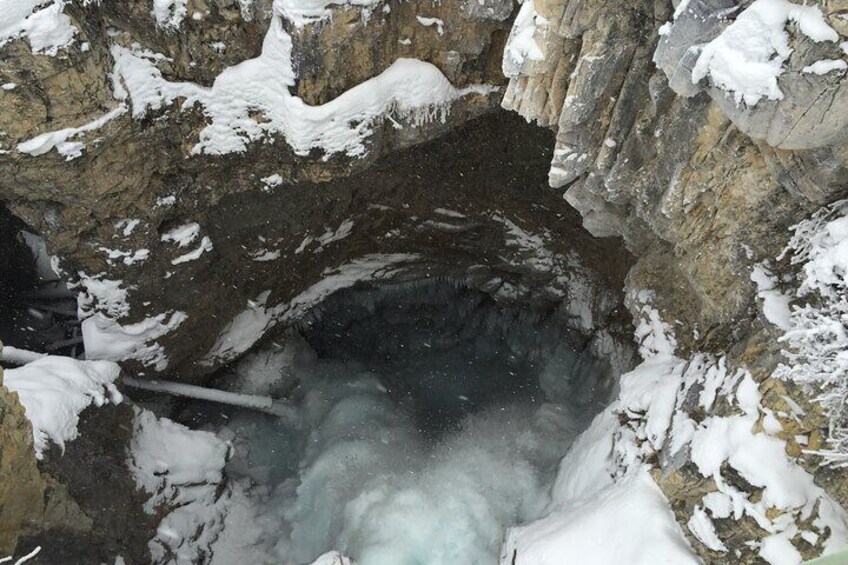 Half Day Marble and Johnston Canyon Ice Walk Combo Tour