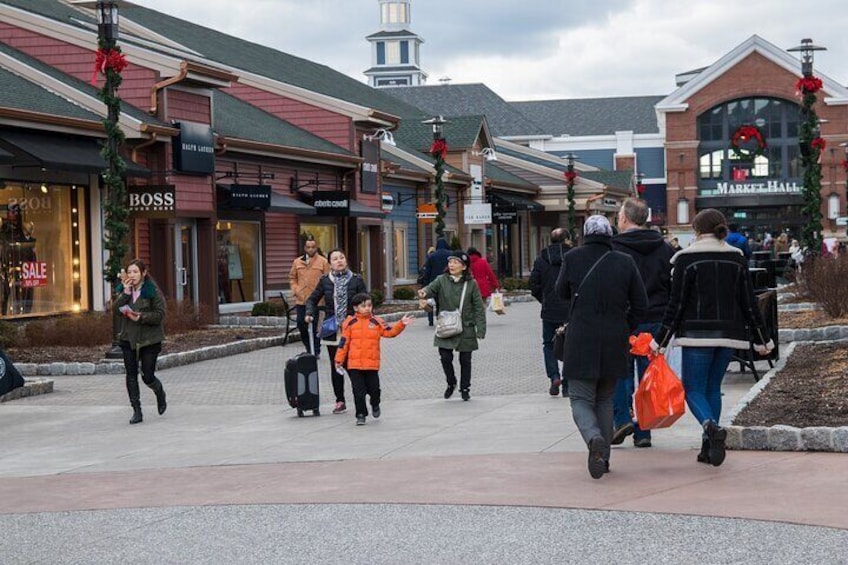 Woodbury Common Premium Outlets and Family time