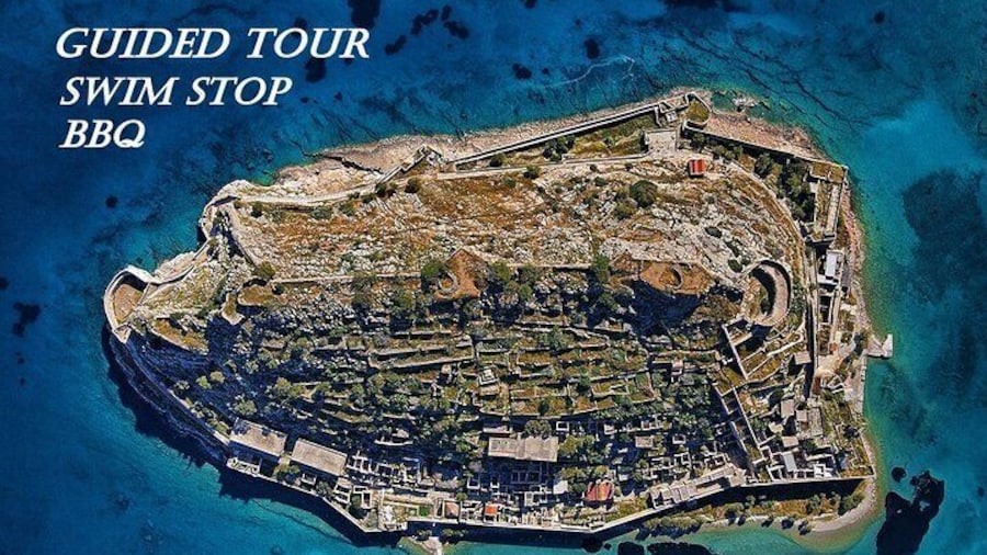Elounda: Spinalonga Prof. Guided Boat Tour w/ BBQ + Swimming