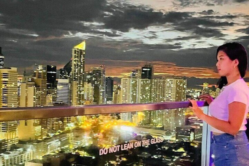 Rooftop Bar Crawl in Makati