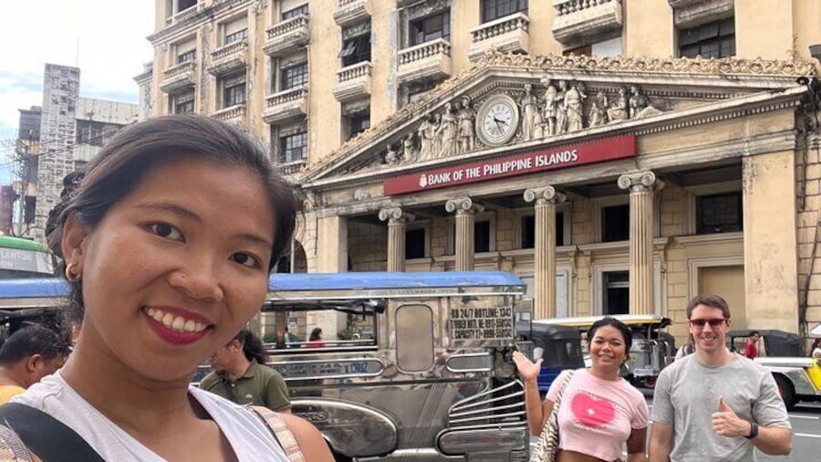 2-Hour Historical Walking Tour in Manila