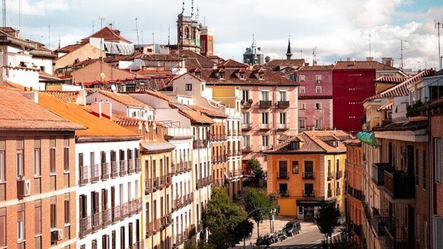 Madrid’s History, Bites & Sips – An Intimate Tour Since 2018