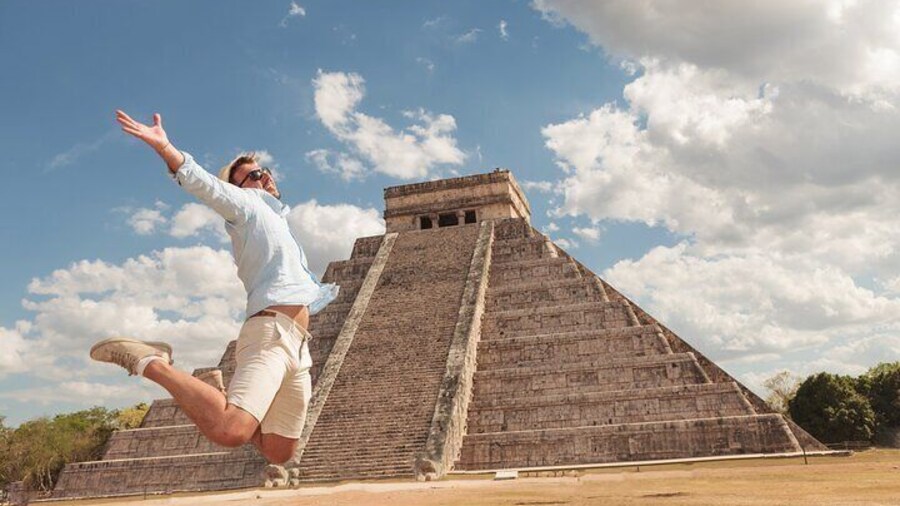 Full Day Chichen-Itza, Cenote and Valladolid Complete Tour