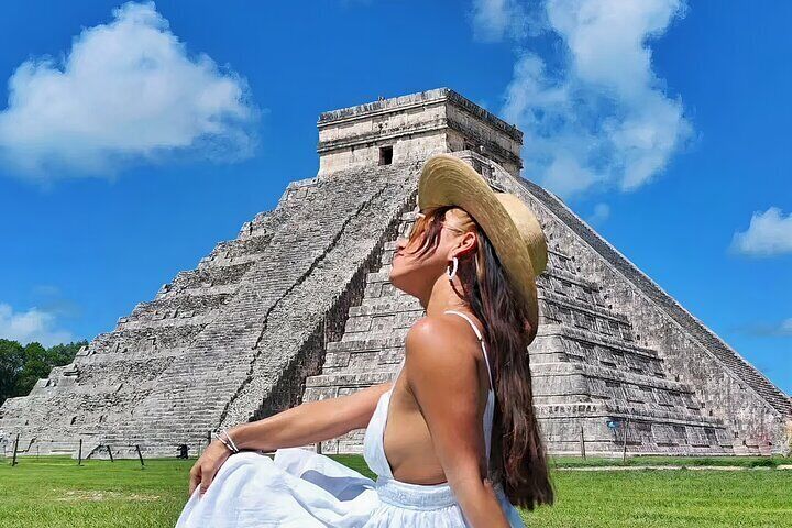  Full Day Chichen Itza, Cenote and Valladolid Complete Tour