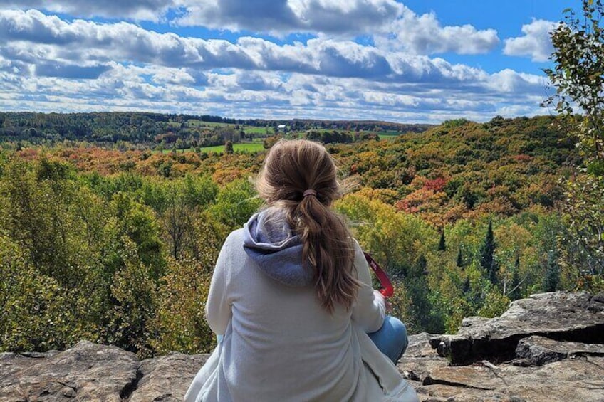 Private Nottawasaga Bluffs Caves Hiking Tour,Collingwood/Creemore