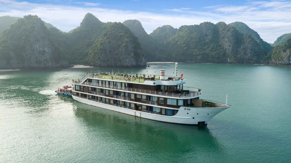 Picture 23 for Activity Hanoi: 2-Day Halong & Lan Ha Bay 5-Star Cruise with Balcony