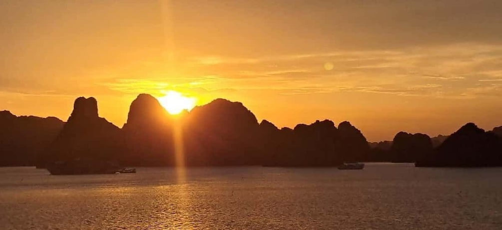 Picture 17 for Activity Hanoi: 2-Day Halong & Lan Ha Bay 5-Star Cruise with Balcony