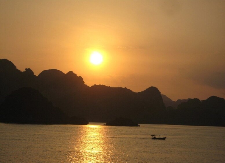 Picture 65 for Activity Hanoi: 2-Day Halong & Lan Ha Bay 5-Star Cruise with Balcony