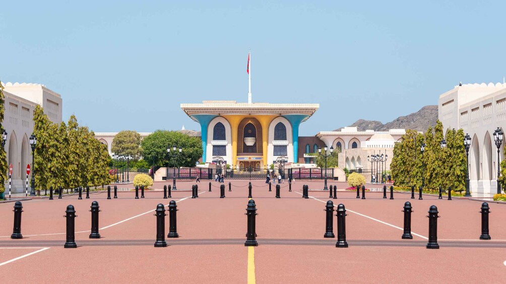 Picture 2 for Activity Muscat: Guided Landmarks Tour