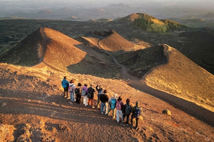 Ab Catania: Ätna Morgen- oder Sonnenuntergangstour mit 4x4