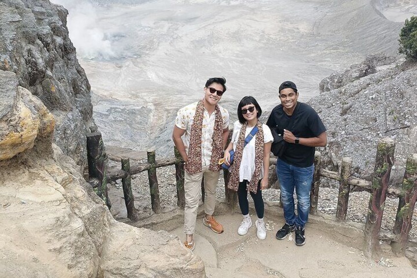 Private Guided Volcano and Stony Bubble Tour in Bandung