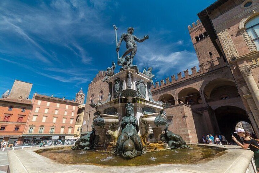 Full Day Private Shore Tour in Bologna City from Ravenna Port