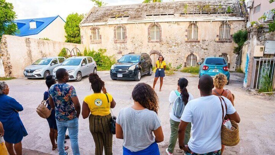 Presentation of the former prison then museum, located in Marigot