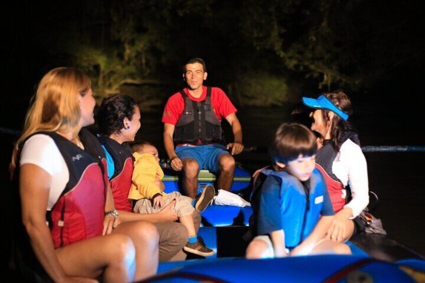 Small Group Twilight Wildlife Boat Tour in La Fortuna