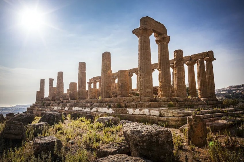 Private tour of the Valley of the Temples and Kolymbethra in Sicily