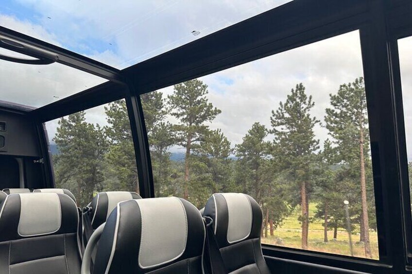 Half-Day Retractable Glass Top Tour in Rocky Mtn National Park