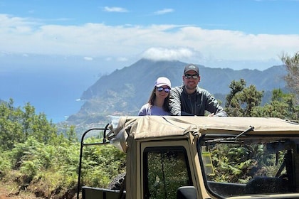 Jeep Tour to East ( Pico Arieiro, Santana, Faial, Caniçal)