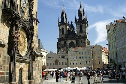 Dresden-Prague One-Way Sightseeing Journey