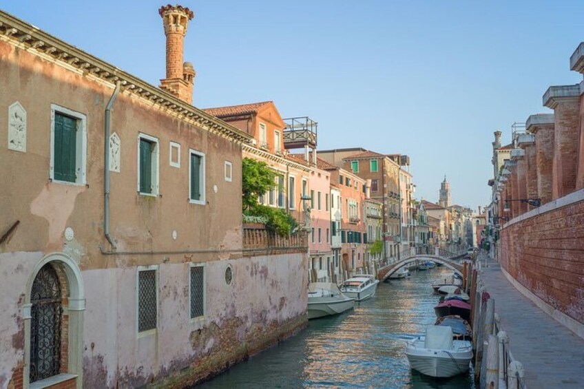 Accademia Gallery of Venice and Sestiere Dorsoduro private tour