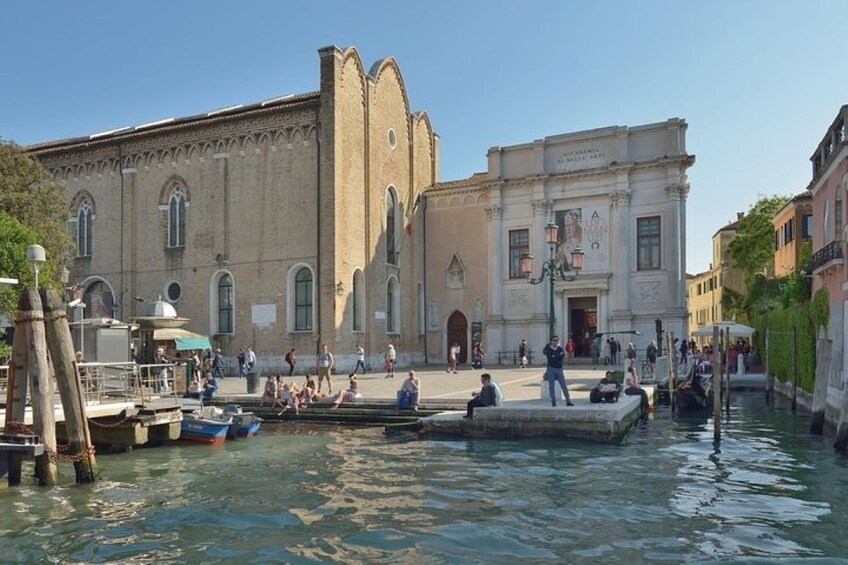 Accademia Gallery of Venice and Sestiere Dorsoduro private tour