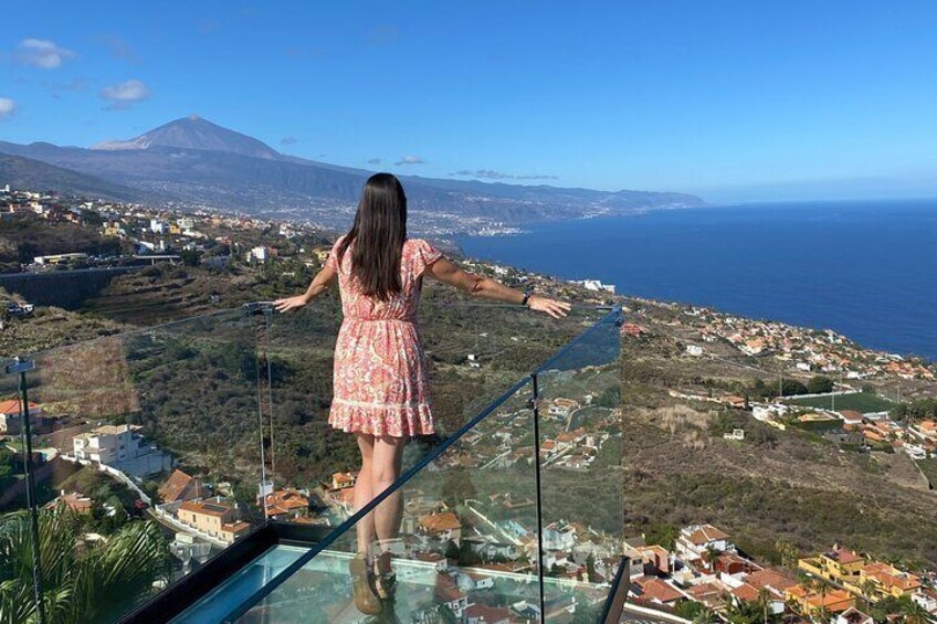 Great panoramic views of the island.