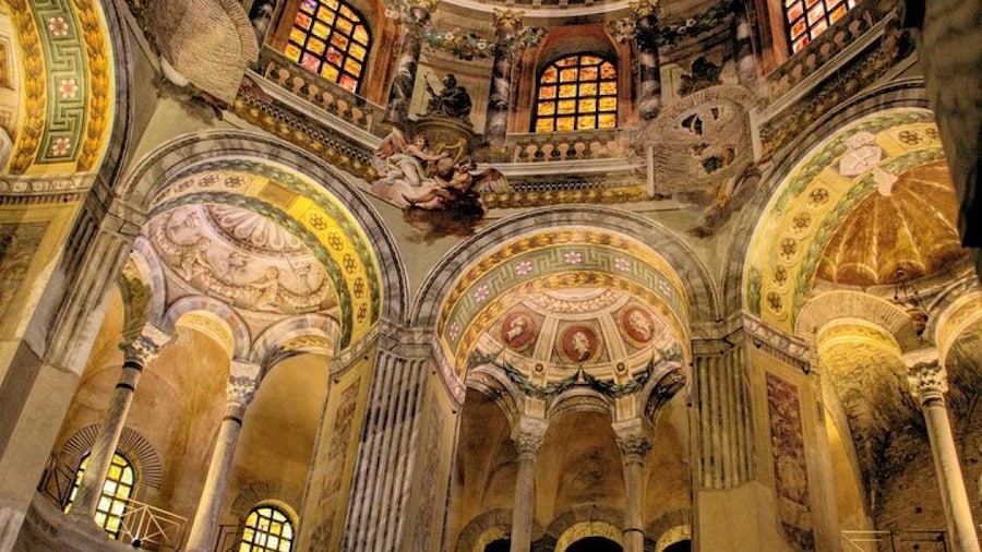 Full-day private tour of Ravenna with mosaics admission