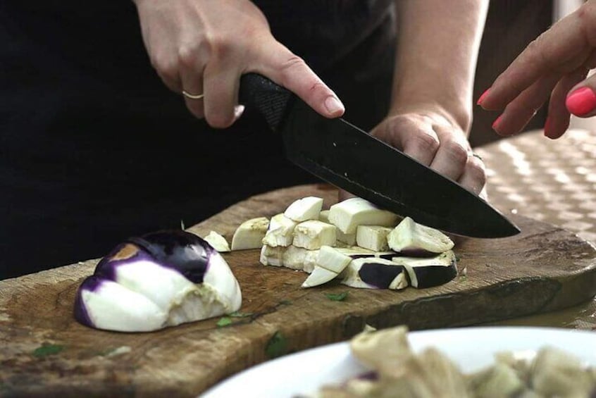 Half-Day Cooking Class with Lunch in Baglio Florio