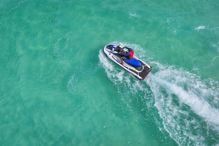 1 Hour Jet Ski Adventure in Crystal Waters of Turks and Caicos