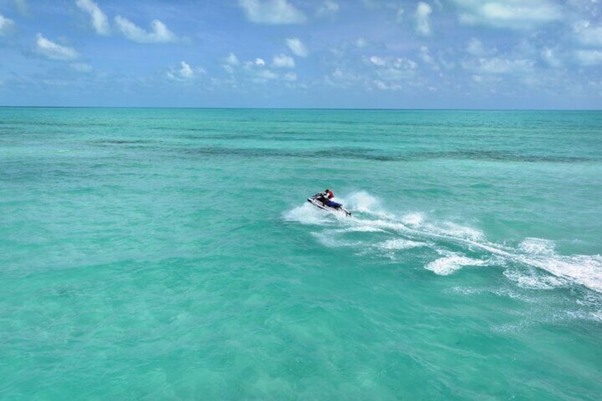 1 Hour Jet Ski Adventure in Crystal Waters of Turks and Caicos