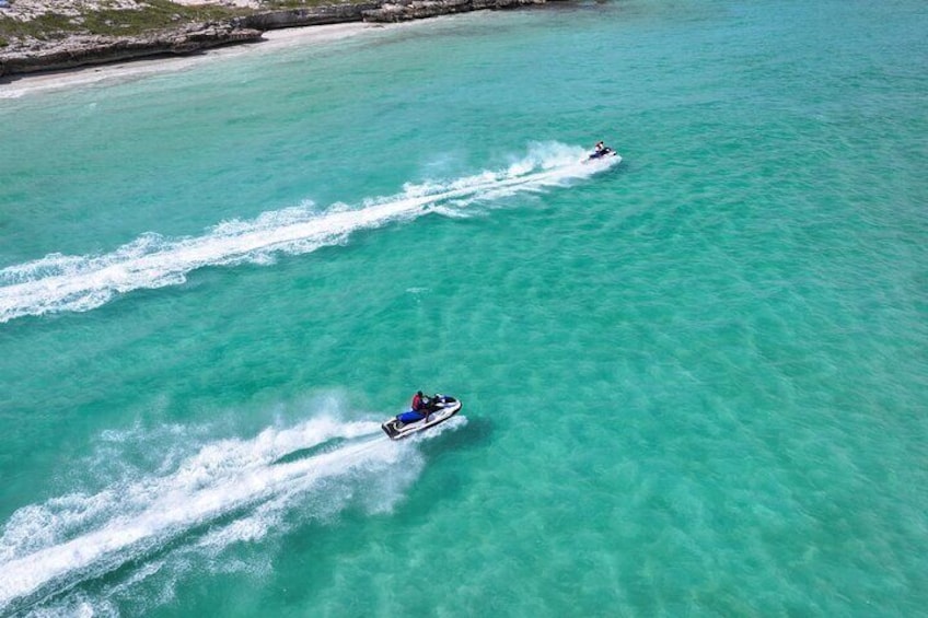 1 Hour Jet Ski Adventure in Crystal Waters of Turks and Caicos