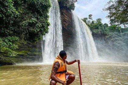 Full Day Tour to Boti Waterfalls and Aburi Botanical Gardens