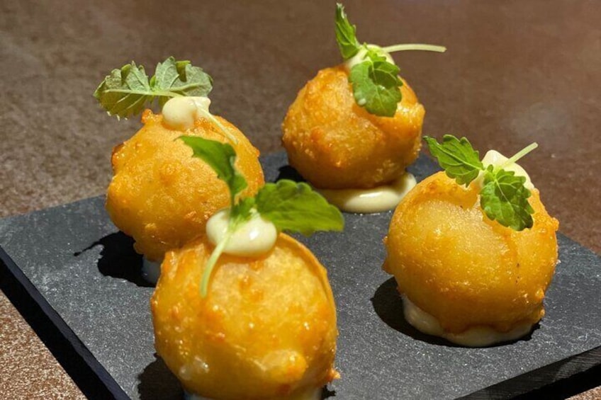 Local Gourmet Bites & Wine Tasting - Night Activity in Curacao