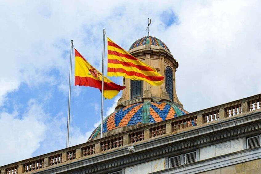 Self Audio Guided Tour in Gothic Quarter of Barcelona