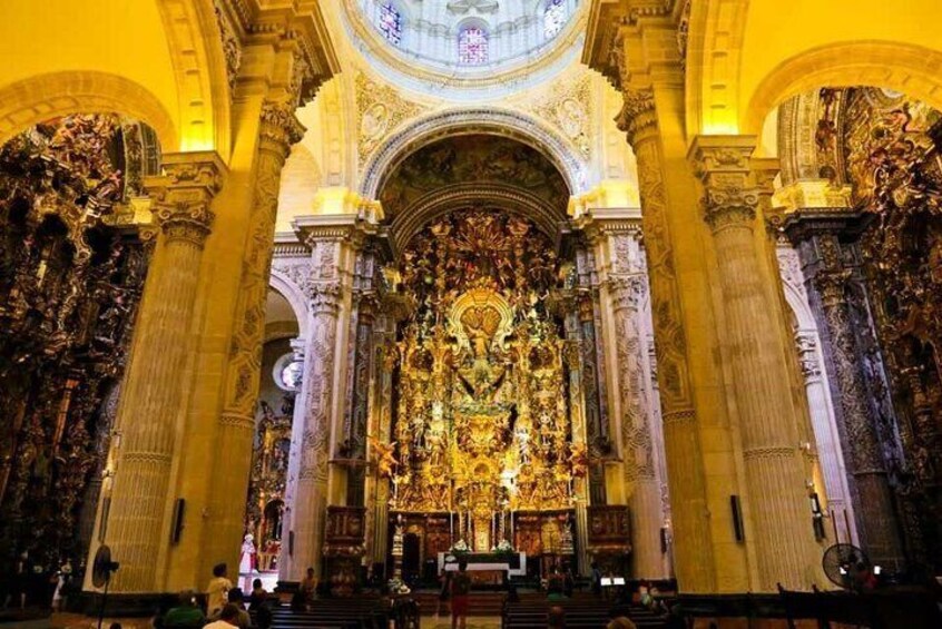 Self Audio Guided Tour in Seville Cathedral