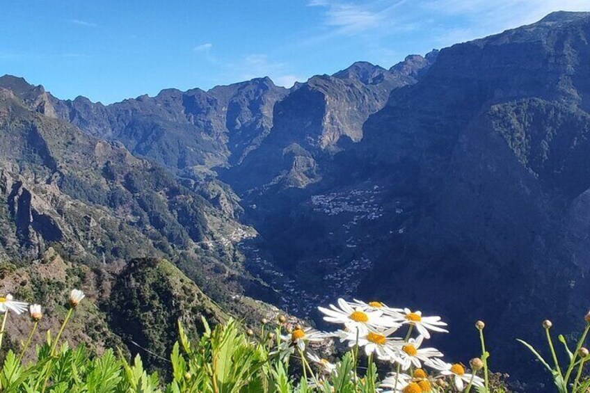 Madeira "Mystery Tour" Half-Day - Private 4x4 Jeep 