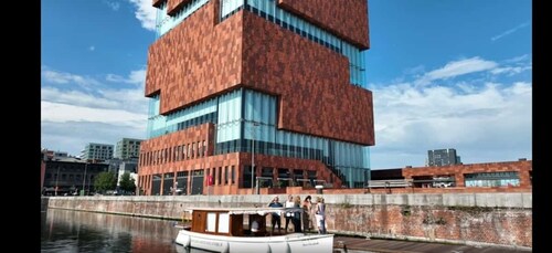 Antwerpen: Private Bootstour durch den Alten Hafen inkl. Getränke und Snack...