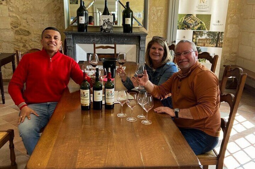 Saint Emilion Castle and Village Wine Tour
