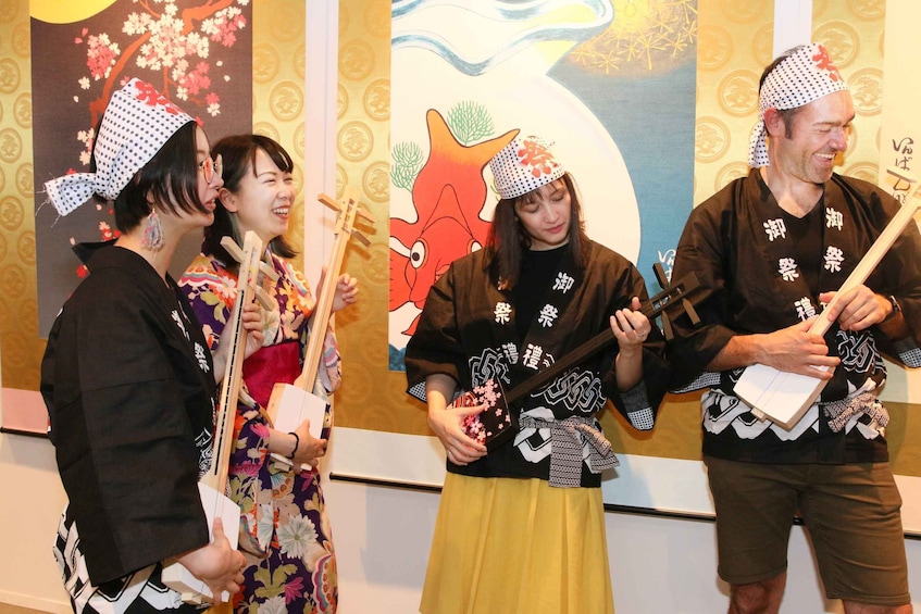 Picture 5 for Activity 【TOKYO SHAMI】Let's make a mini shamisen and play it!