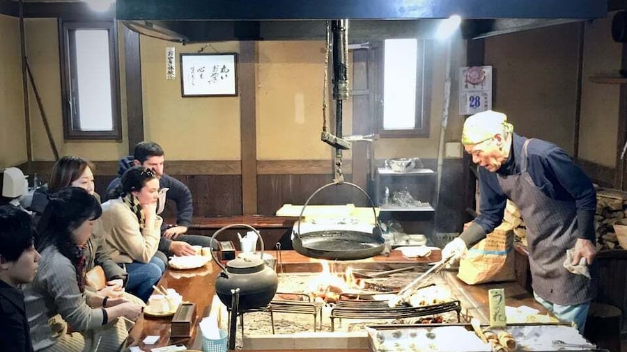 Food & Cultural Walking Tour around Zenkoji temple in Nagano