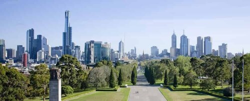 Keajaiban Melbourne: Tur Kota Penjelajahan dan Parade Penguin