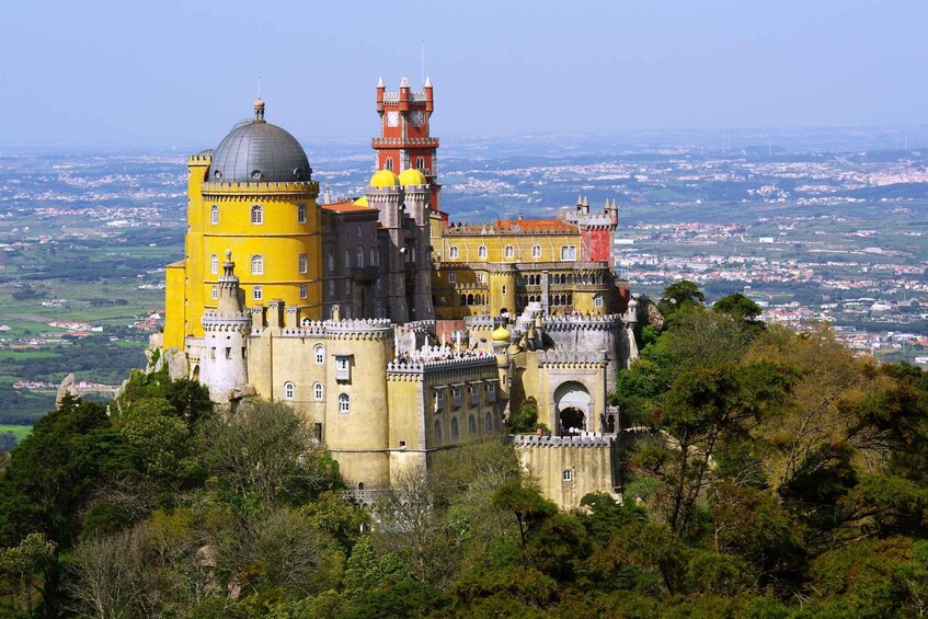 Private Full Day Tour: Sintra, Queluz, Cabo da Roca, Cascais