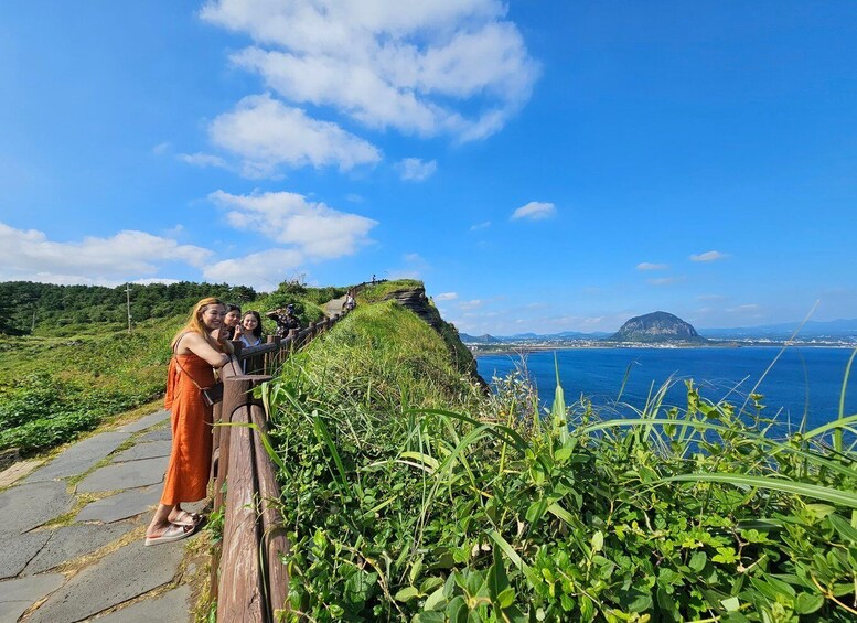 Picture 16 for Activity Jeju Island: Highlights Tour with Attraction Tickets & Lunch