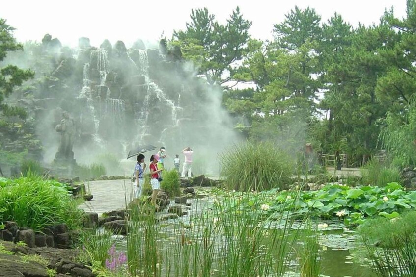 Picture 5 for Activity Jeju Island: Highlights Tour with Attraction Tickets & Lunch