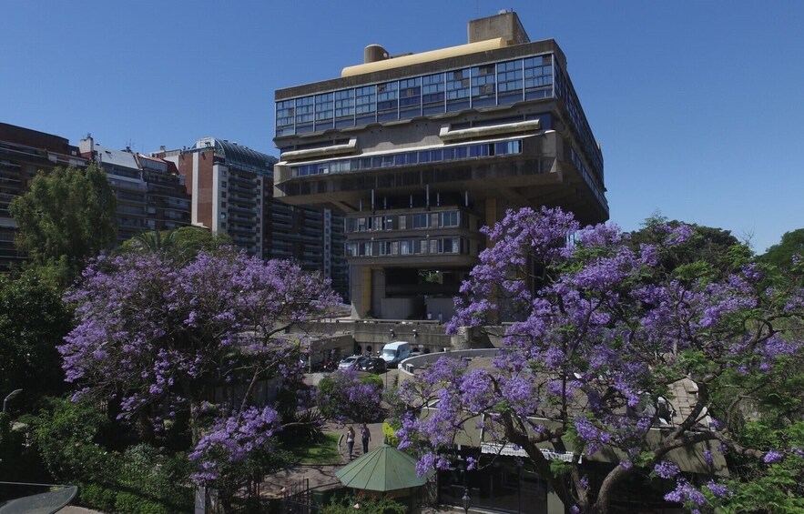 A coffee with Eva Perón: Historical figure of Buenos Aires