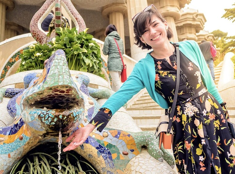 Private Barcelona Tour: Explore Gaudí and the Gothic Quarter with an Expert
